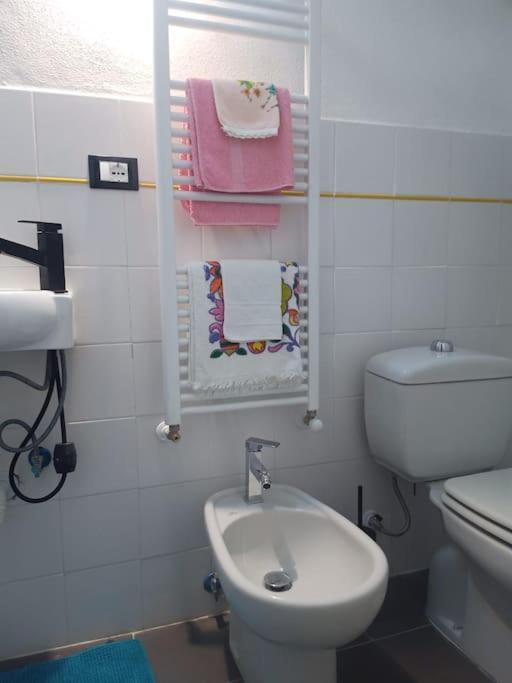 Appartamento Nel Borgo - Casa Del Pellegrino Sulla Via Francigena Aulla Extérieur photo